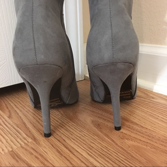 โ๏ธ EUC Gray Stone OTK Boots - Picture 5 of 6